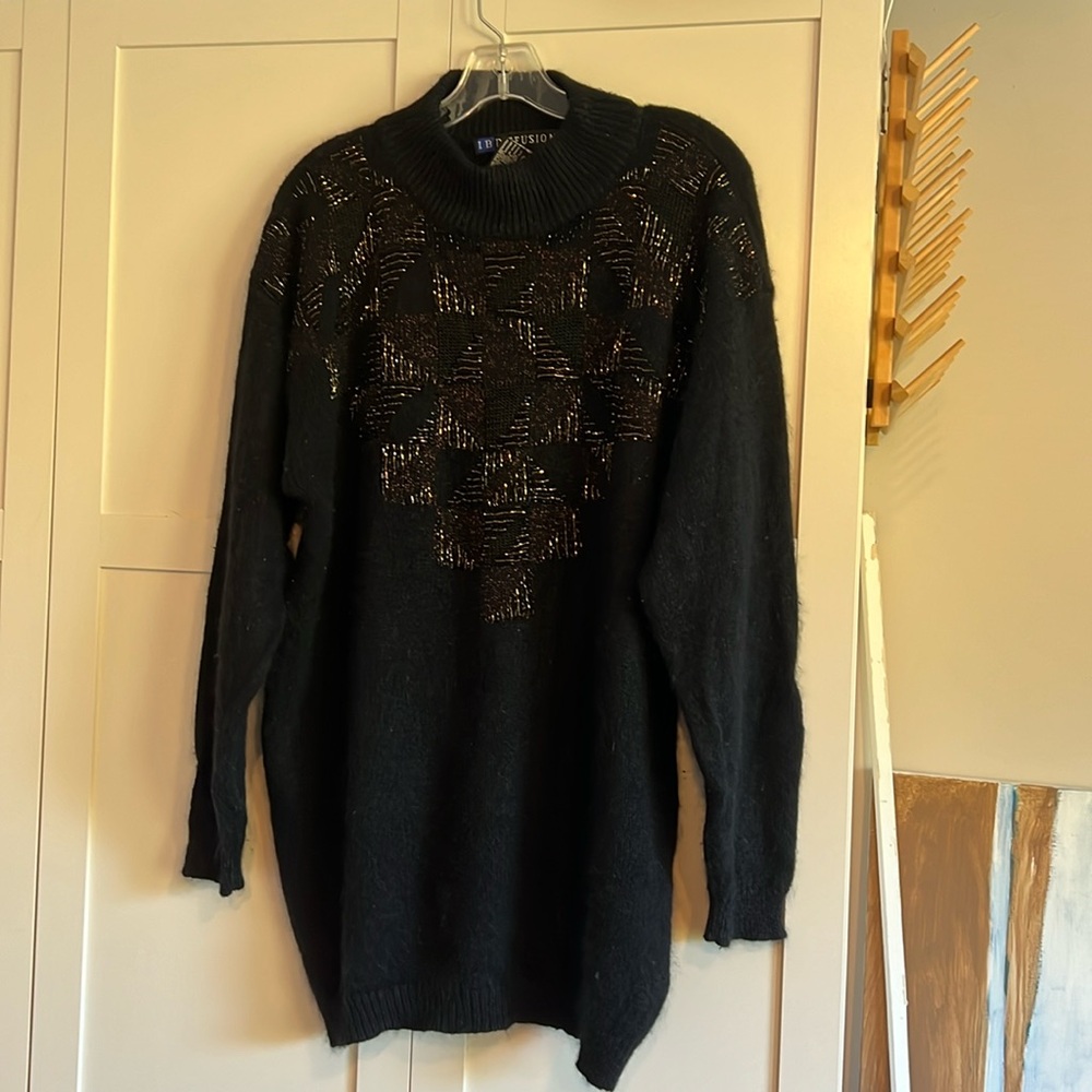 Amazing 80s vintage IB Diffusion oversized tunic sweater, Sz M beading angora